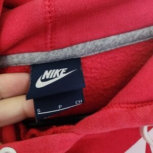 Nike hoodie thin size small